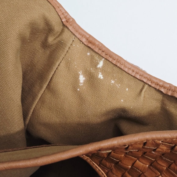 CLARE V BANDO BAG IN NATURAL WOVEN CHECKER LEATHER - Picture 15 of 16